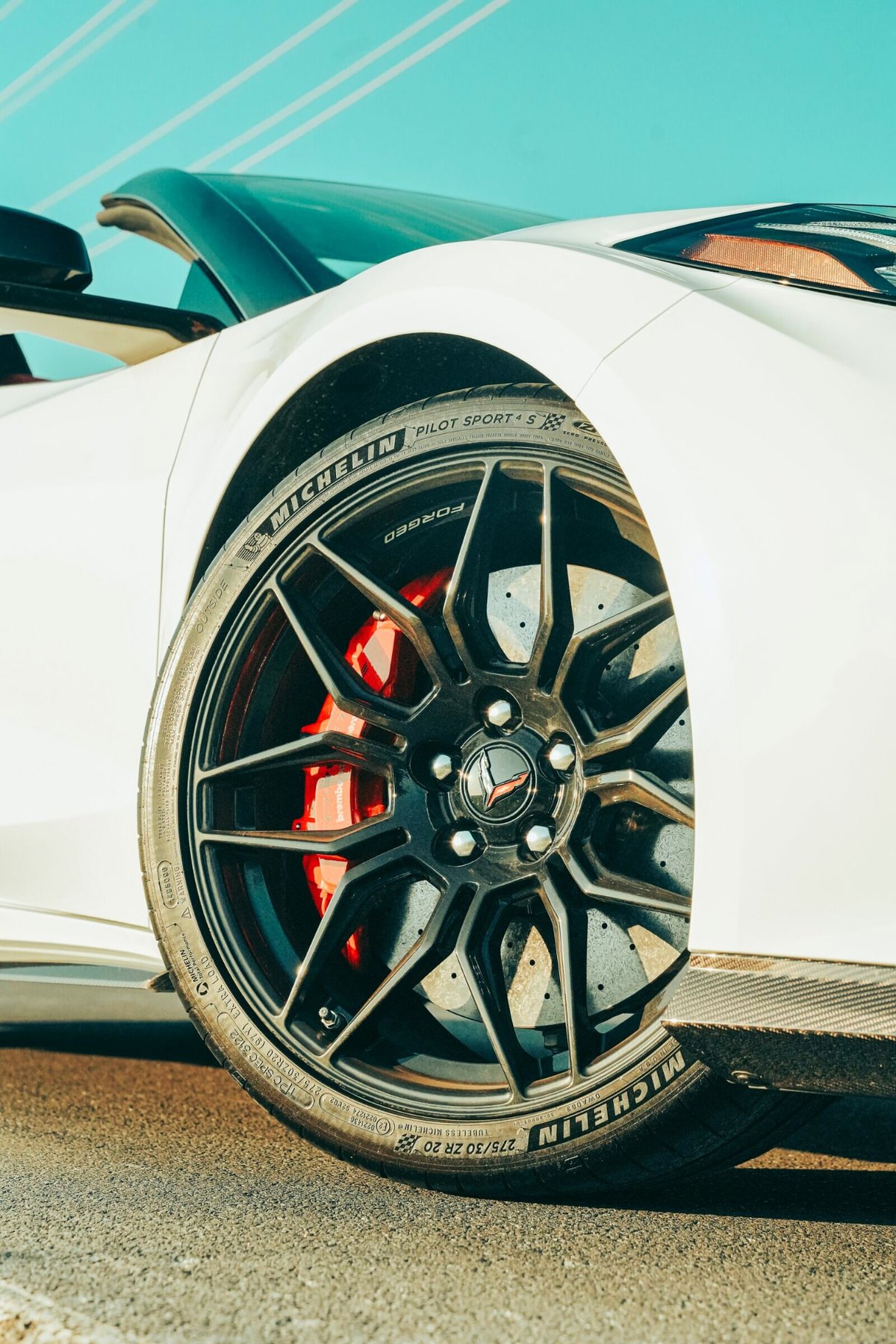 Corvette Z06 3LT forged wheel and red Brembo brake caliper detail
